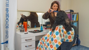 İzmir'de kadınlar için Güçlenme Durakları var