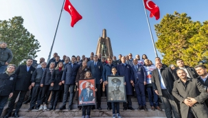 İzmir'de Kubilay için "Demokrasi ve Laiklik" yürüyüşü