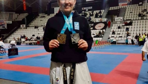 Aliağa Belediyesi Karate Antrenörü Nezahat Ayhan Türkiye şampiyonu oldu