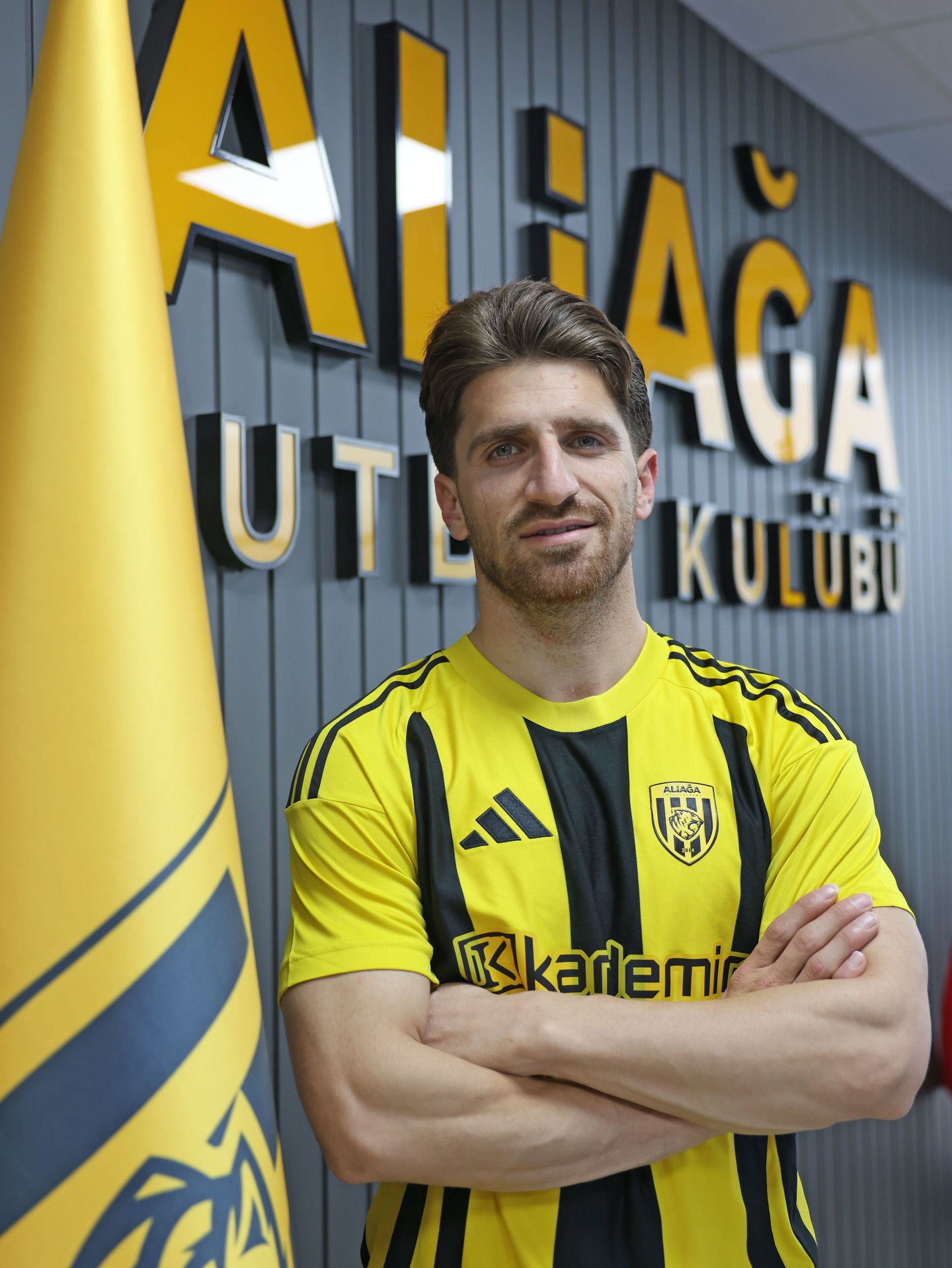 Aliağa FK'dan kanat takviyesi