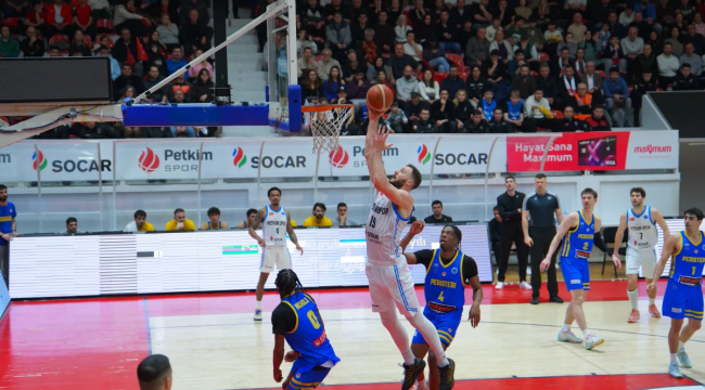 Aliağa Petkimspor, Peristeri'ye 87-85 mağlup oldu; çeyrek finale grup ikincisi olarak yükseldi