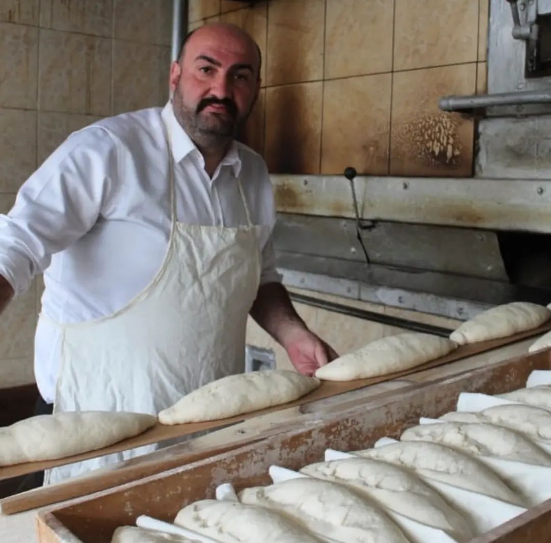 İzmir'de 300 gram Ramazan Pidesi 30 lira…