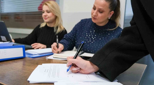 Menemenli gençlere sınavları için 3 milyonluk destek