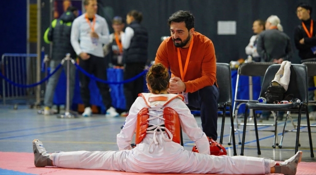 AGM Spor Kulübü Taekwondo Antrenörü Ziya Cönge, milli takım görevinde