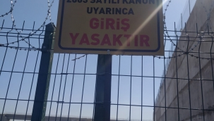 Aliağa'da "Arkeolojik Kazı Sahası" Tabelası Tartışma Yarattı