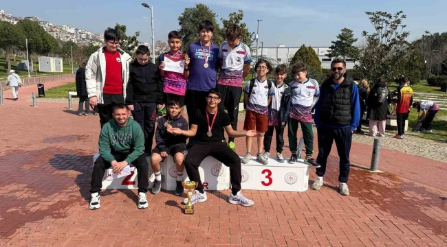 Aliağalı öğrenciler oryantiringde il dereceleri elde etti