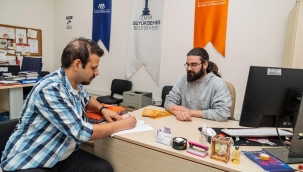 Asperger sendromlu yüksek mühendis, Eşrefpaşa Hastanesi'nde görevde