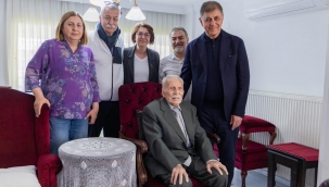 Başkan Tugay'dan 14 Mart'ta ortopedinin çınarına ziyaret