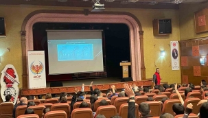 Bayındır'da öğrencilere "Gençlik Güvenli Gelecek" konferansı verildi