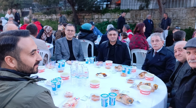 Çakmaklı'da Geleneksel İftar Sofrası Kuruldu