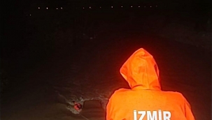 Menderes'te araç dereye uçtu, İzmir İtfaiyesi seferber oldu