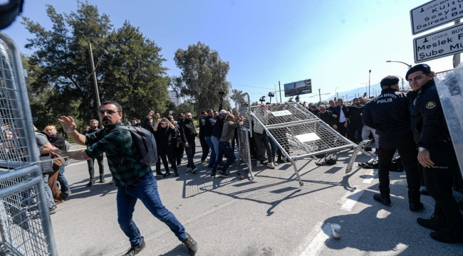İzmir'de Meslek Fabrikası tahliyesinde gerginlik