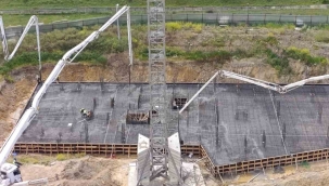 "Uzundere'de çalışmalar hızla sürüyor"