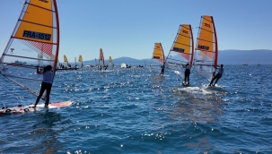 Windsurf Techno 293 Dünya Şampiyonası Foçada Devam Ediyor