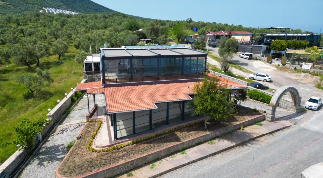 Dikili'de Cumhuriyet Meydanı ve Sanat Merkezi Heyecanı