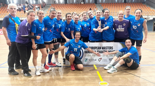 Aliağa Veteran Hentbol Takımı Avrupa 4'üncüsü Oldu