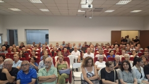 CHP Aliağa Örgütünden Yeni Siyasi Hareket İçin İstifa Edecekle