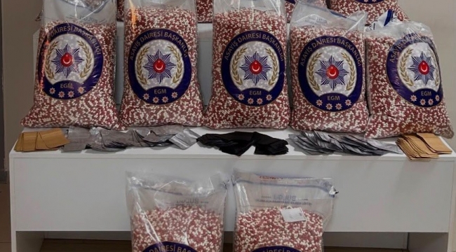 Önce taksi, sonra eve baskın: 280 bin uyuşturucu hap ele geçirildi